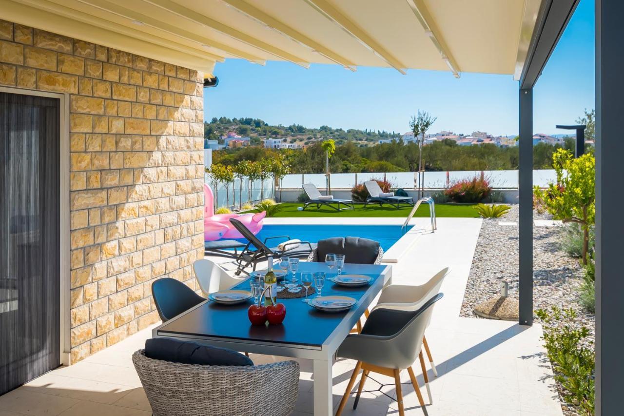 Villa Buzuk Vodice Kültér fotó