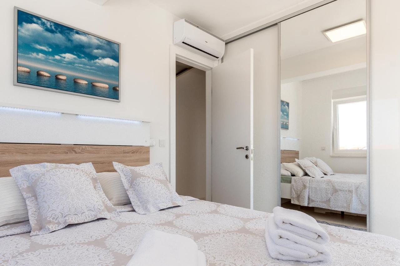 Villa Buzuk Vodice Kültér fotó